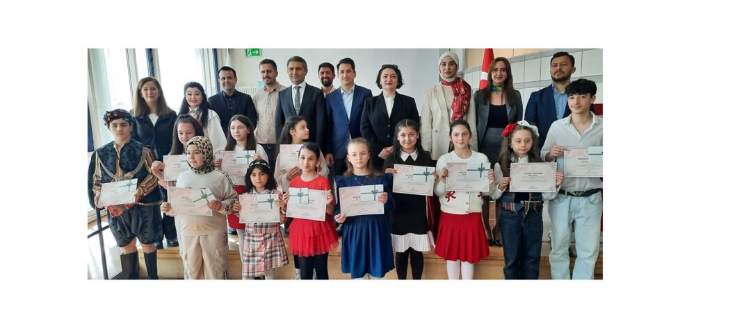 Hamburg’da Çanakkale Ruhu ve İstiklal Marşı Coşkusu