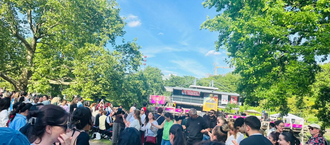 Hamburg’da 2 Bin Katılımla Coşkulu 19 Mayıs Gençlik Festivali