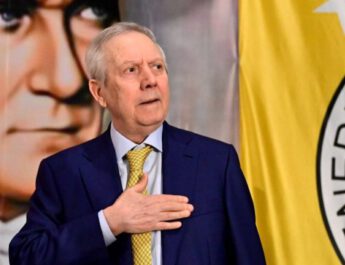 Fenerbahçe’de Aziz Yıldırım Dönemi Yeniden Başladı: Rekor Oyla Seçildi, Hedef Şampiyonluk ve Yeni Stat