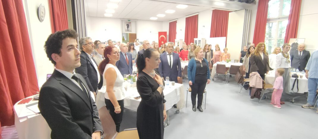 Hamburg’da 30 Ağustos Zafer Bayramı coşkusu: “Büyük Zafer’in gururunu hep birlikte yaşadık”